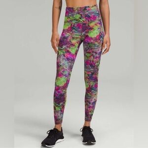Lululemon Wunder Train High-Rise Crop 23"
Vivid Floral Tone Multi size 0